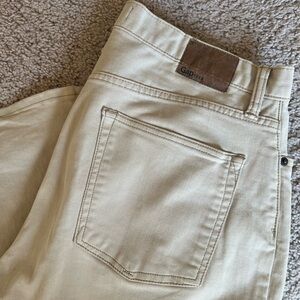 32/32 Gap Beige Casual Pants